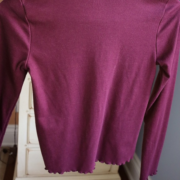 Deep purple/burgundy turtleneck - Picture 2 of 2